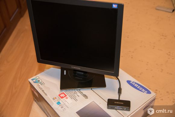 Tрансформер Samsung SyncMaster 970p. Фото 1.
