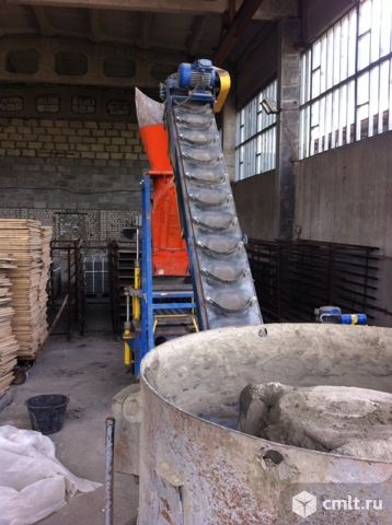 Вибропресс для изготовления тротуарной плитки и стенового камня. Фото 1.