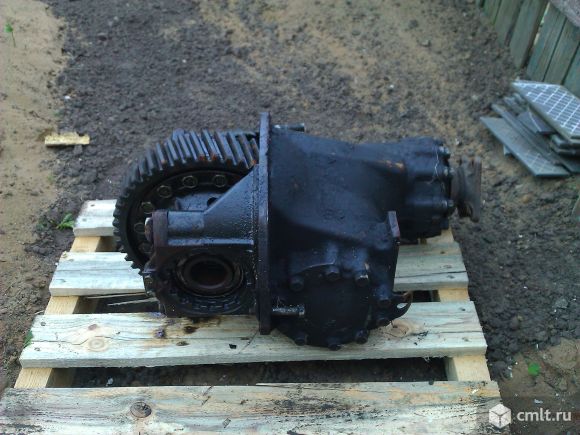 Редуктор переднего моста камаз 4310. Фото 1.