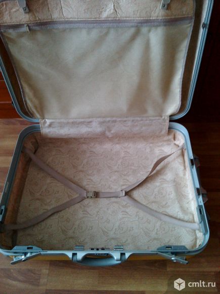 Чемодан на колесиках.Италия "Polo World". Фото 3.