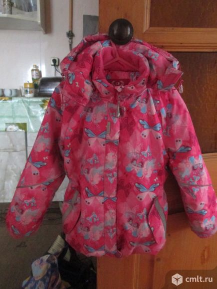 Куртка весенняя для девочки 3-5 лет. Фото 1.