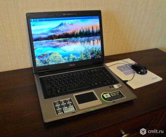 Ноутбук Asus F3J. Фото 1.