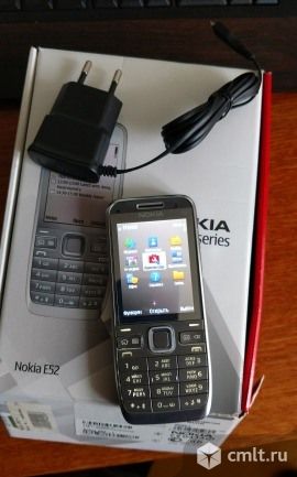 Смартфон Nokia Е52. Фото 1.