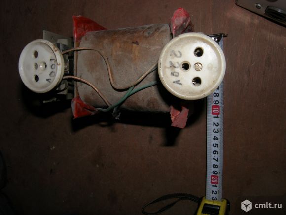 Адаптор-трансформатор на 100-110 вольт. Фото 1.
