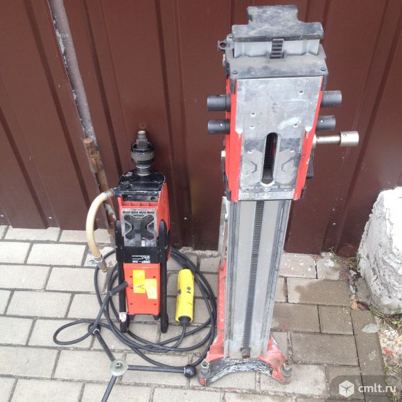 Установка алмазного бурения HILTI DD-200. Фото 1.