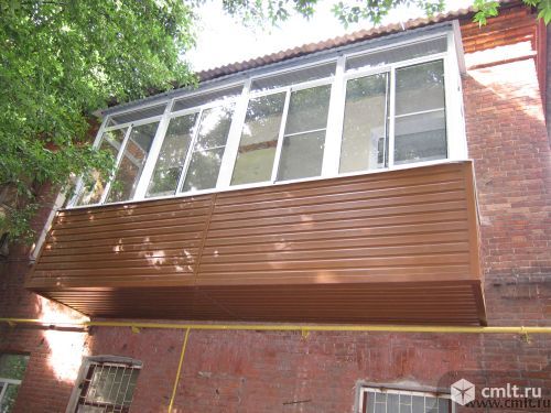 Балконов и лоджий остекление. Раздвижные или распашные конструкции. Отделка лоджий, балконов.. Фото 1.