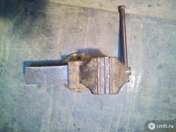 Тиски слесарные б.у продам.. Фото 1.