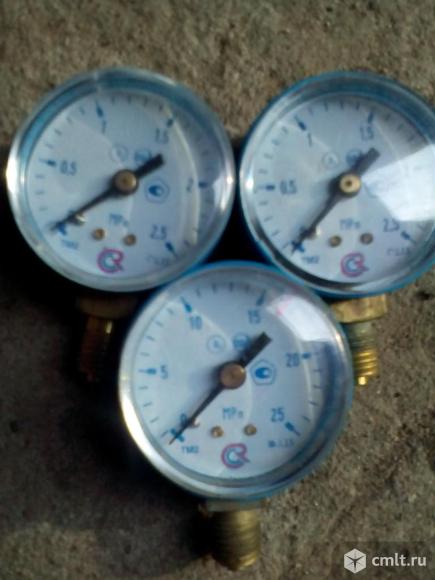 Манометр 0- 2,5 МПа и 0- 25 МПа. Фото 2.