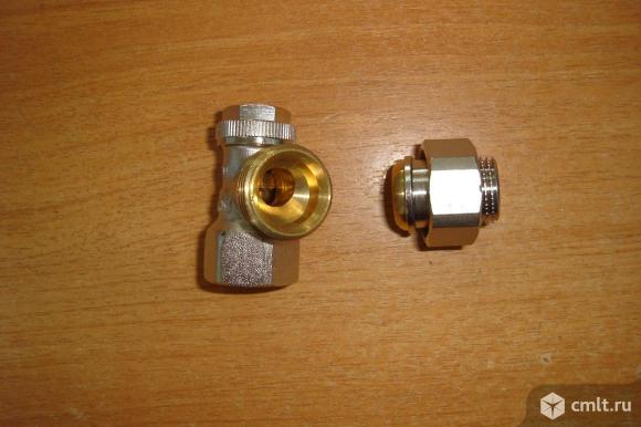 Вентиль регулировочный угловой Oventrop 1/2" с заглушкой