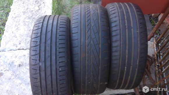 Шины 205/55R16. Фото 1.