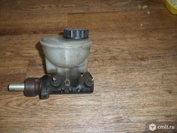 Главный тормозной цилиндр. Фото 1.
