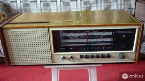 Радиола Рекорд 300. Фото 1.