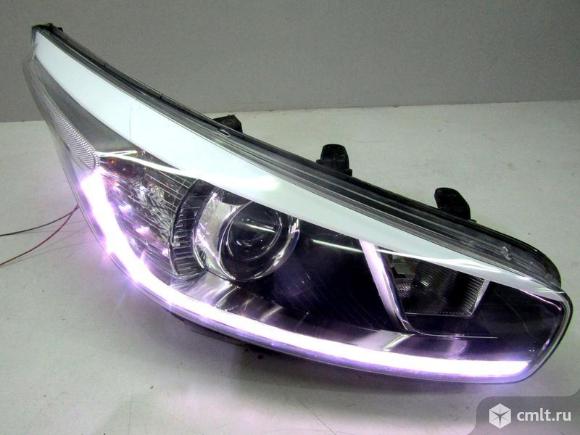 Фара правая LED XENON KIA CEED 12- б/у 92102A2060 4* +  исправная дхо. Фото 1.