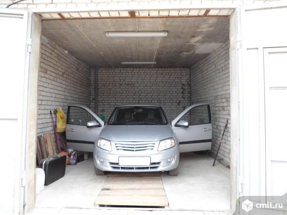 м. гараж 50 квадратов. гараж 50 кв. гараж салон. гараж на 50 квадратных метров.