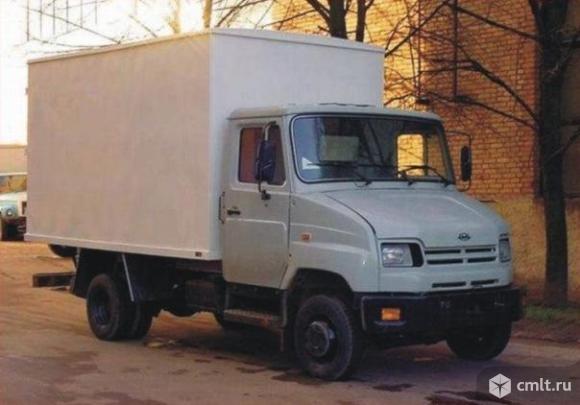 Водитель с личным грузовым а/м. Фото 1.