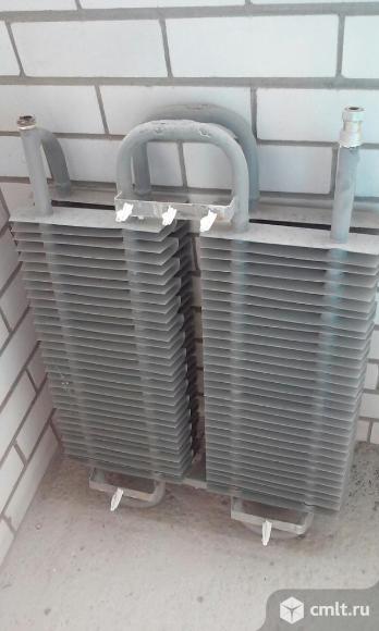 радиаторы в новостройках. радиаторы отопления в новостройках. отопительные радиаторы от застройщиков. радиатор отопления от застройщика. радиатор из сшитого полиэтилена приколы.