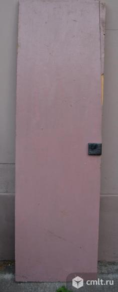 дверь деревянная 60 см. б/у