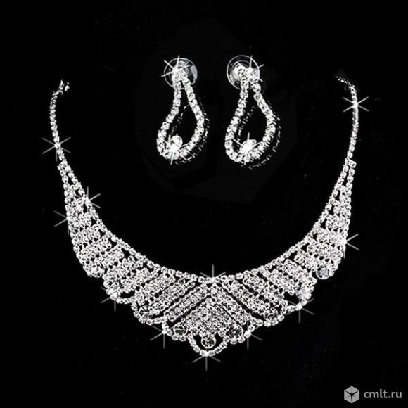 Серебряный кристалл.Ювелирный набор. Фото 1.