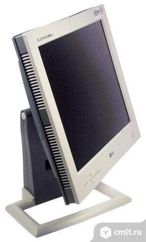 LCD Monitor flatron 885LE нет изображения. Фото 1.