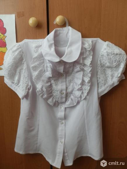 Блузка для девочки белая с коротким рукавом. Фото 1.