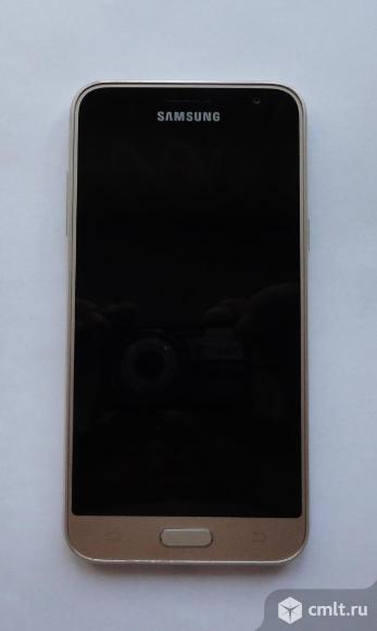 Смартфон Samsung Galaxy J3 2016  SM-J320F Gold  б/у