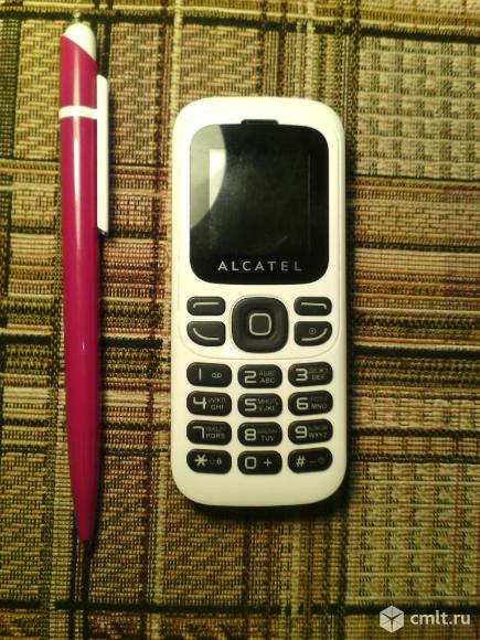 Телефон Alcatel ONE TOUCH 232. Фото 1.