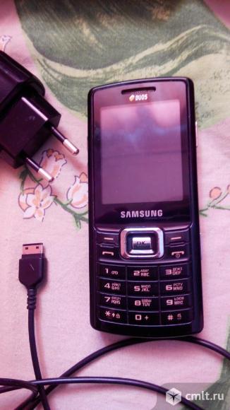 Телефон Samsung GT C5212i. Фото 1.
