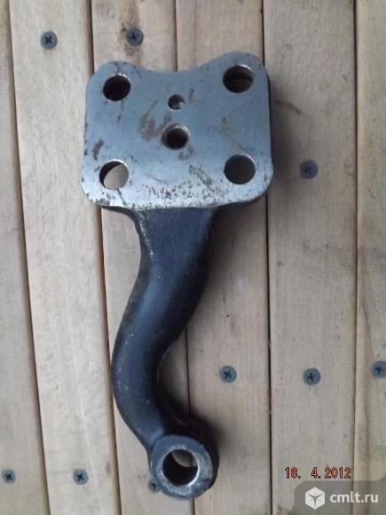 Рычаг поворотный. Фото 2.