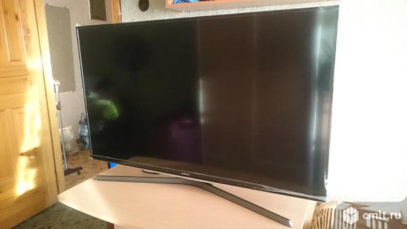Телевизор LED Samsung ue40j6240au. Фото 1.