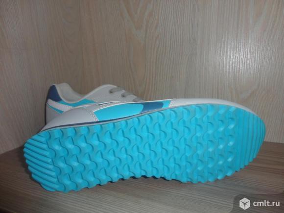 Новые спортивные кроссовки р-р 38. Фото 3.