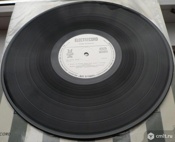 Грампластинка (винил). Гигант [12" LP]. Adrian Enescu. Funky Synthesizer Volume 1. 1982. Румыния.. Фото 8.
