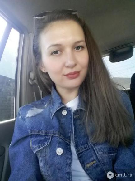 Продавец. Фото 1.