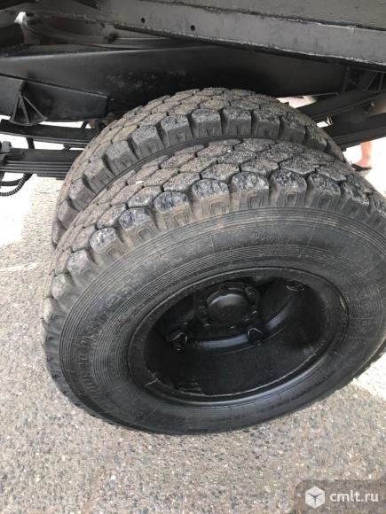 Самосвал-зерновоз КамАЗ - 55102С - 2003г.в. прицеп Нефаз. Фото 6.