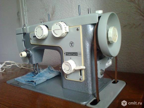 Швейная машинка "Подольск 142". Фото 1.