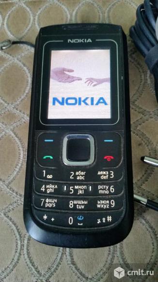 Смартфон Nokia 1680c-2. Фото 1.