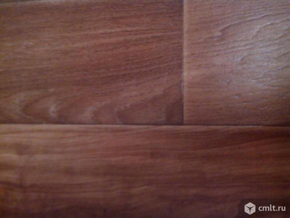 Кусок линолеума. Фото 4.