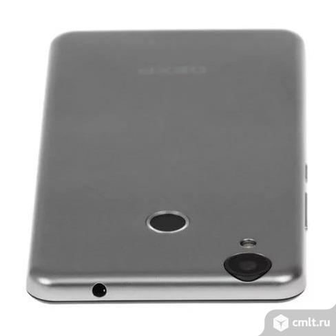 Как новый 5.5" Смартфон DEXP Ixion MS155 Coil 16 ГБ серый. Фото 1.