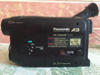 Видеокамера Panasonic А3 черного цвета.