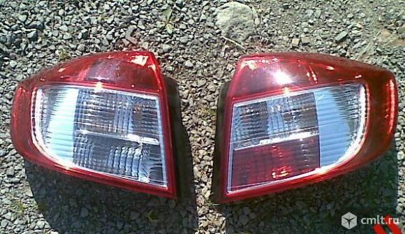 Фонарь задний (комплект) для SUZUKI SX4 SEDAN. Фото 1.