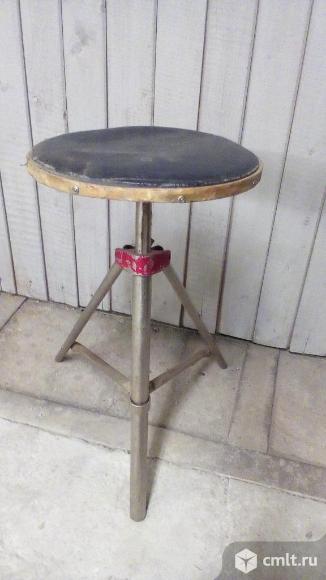 Стул барабанщика. Фото 1.