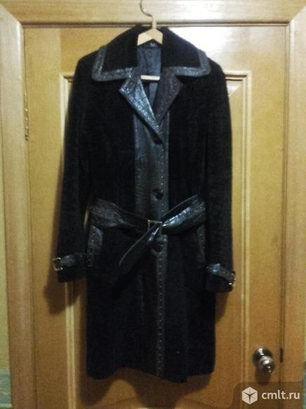 Женская дубленка. Фото 1.