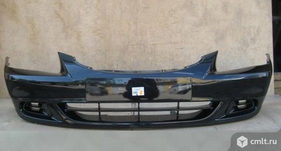 Бампер передний Hyundai Accent цвет Черный D01. Фото 1.