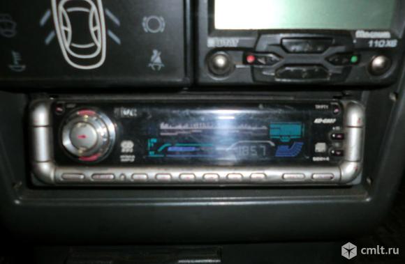 JVC KD-G807. Фото 1.