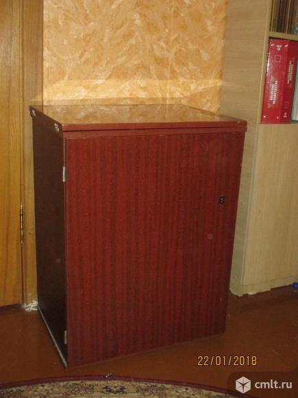 Швейная машинка "Чайка 142М" ножной/электропривод. Фото 4.