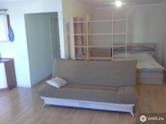 Сдается квартира-студия на длительный срок в районе Автовокзала.Все есть для проживанияСмотрите фото. Фото 4.