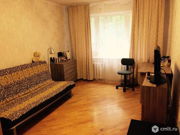 Одна комната 69 кв.м. Фото 1.