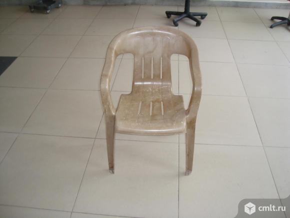 Продам стул пластиковый. Фото 1.