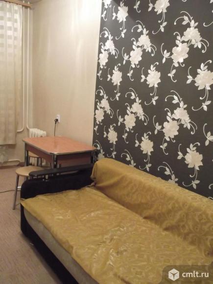 1-ком. квартиру 20 кв. м., в центре, девушке студентке сдаю. Фото 1.