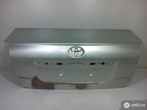 Крышка багажника TOYOTA AVENSIS 03-08 б/у 6440105050 3*. Фото 1.