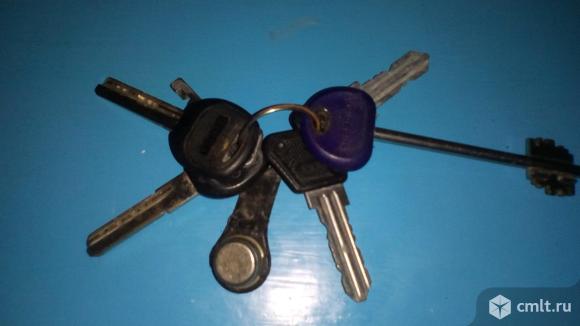 Найдена связка ключей. Фото 1.